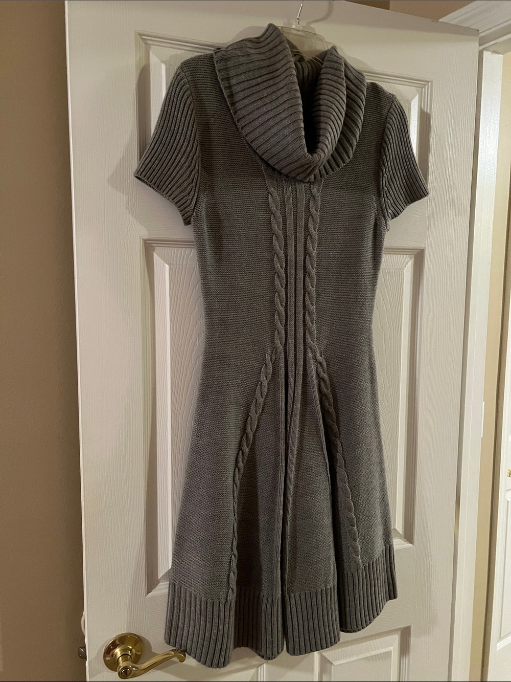Jessica Howard Gray Cable-Knit Cowl Neck Short Sleeve Sweater Dress